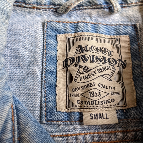 Vintage Style Denim Vest - Picture 3 of 5